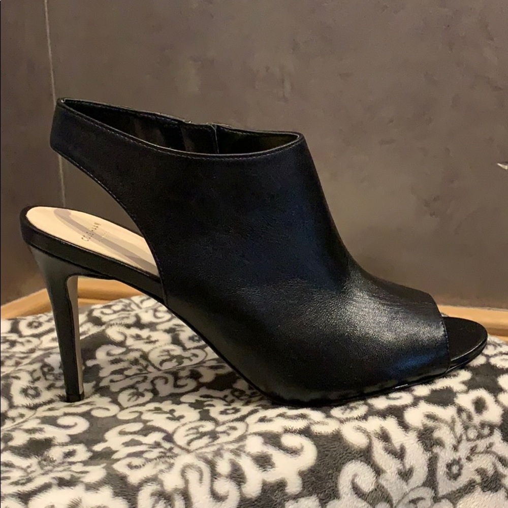 Cole Haan  size 7 black leather heels NEVER WORN